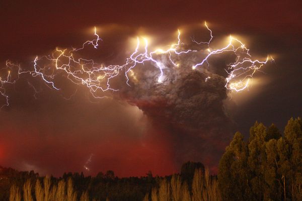 volcano-lightning-studied-puyehue-cordon-caulle-chile_54804_600x450